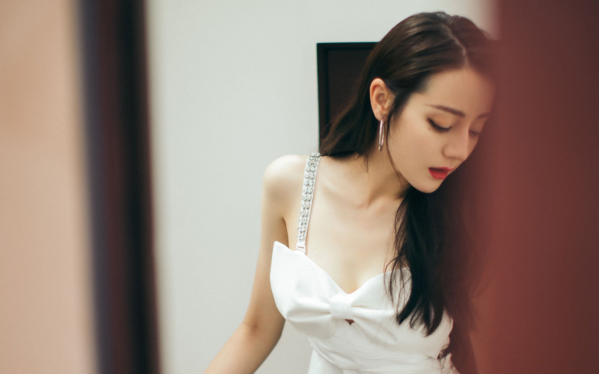 红土场与绿草地间，辛纳的秘密，当法网鏖战遇见戴维斯杯的淬火