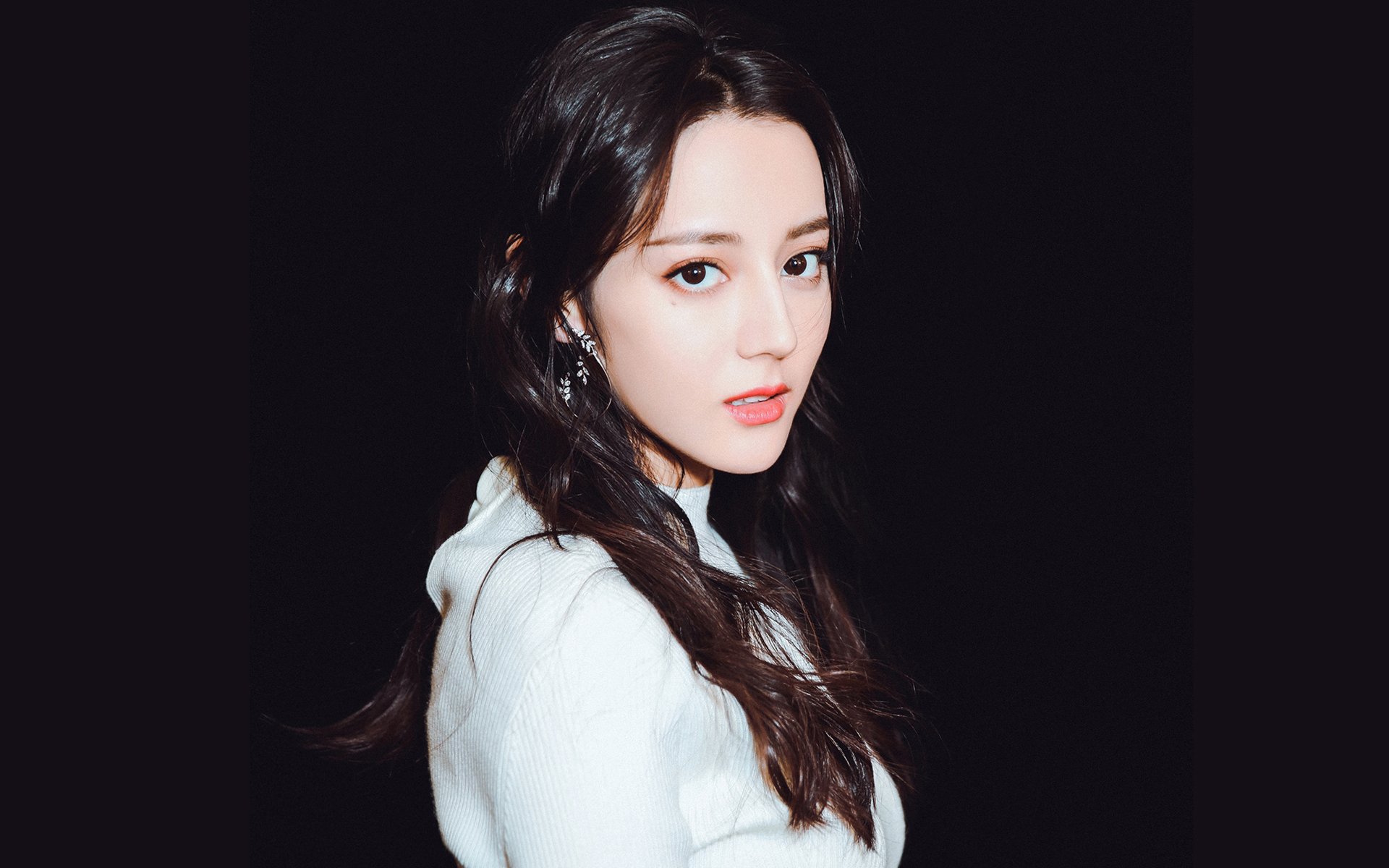 激战巴黎，日本羽球军团轻取东道主，黄鸭组合状态火热引关注