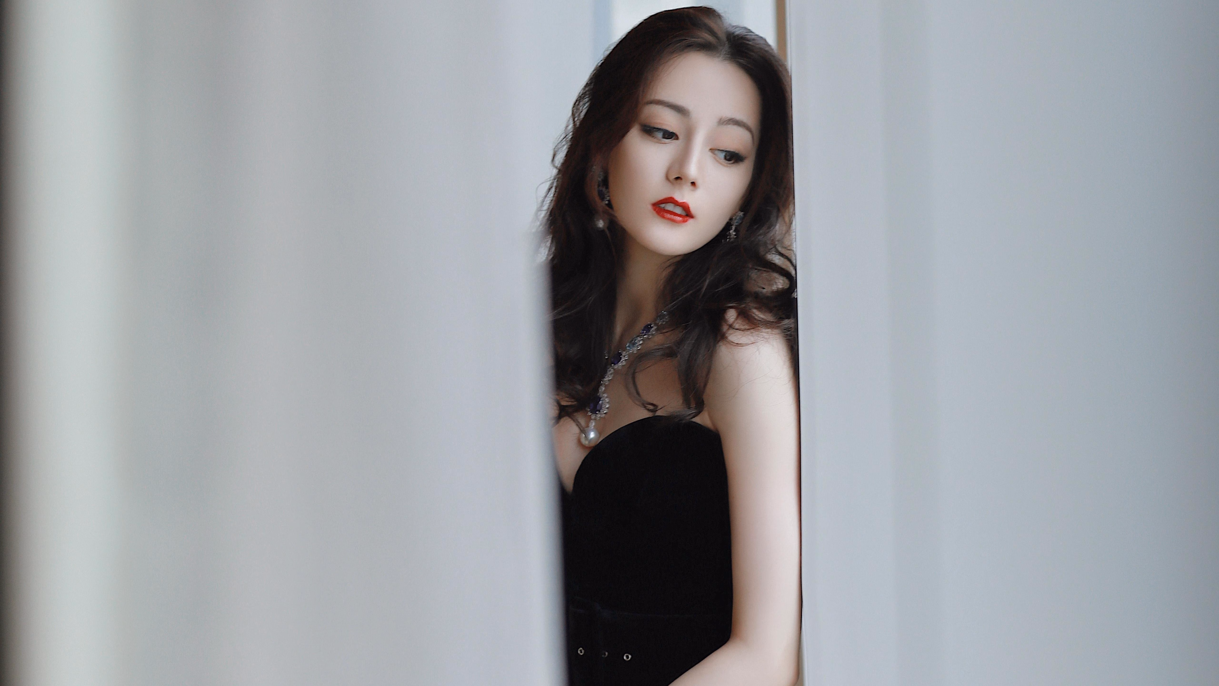 锁链与钥匙，当战术铁笼围困天赋，恩比德化身奇才破解黄蜂迷阵