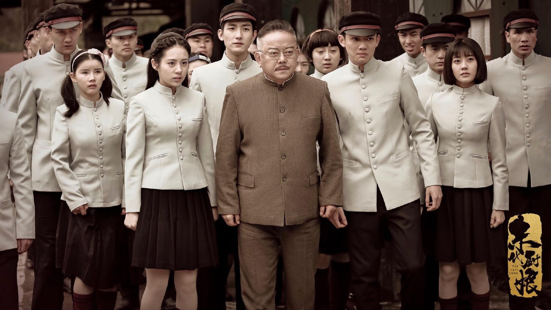 四亿欧元射向球门，今夜欧冠门将无眠，奥纳纳的纪录之夜