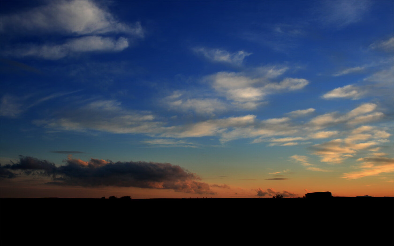 枫叶与蓝海的对话,姆巴佩在冰火焦点战中完成破冰征服