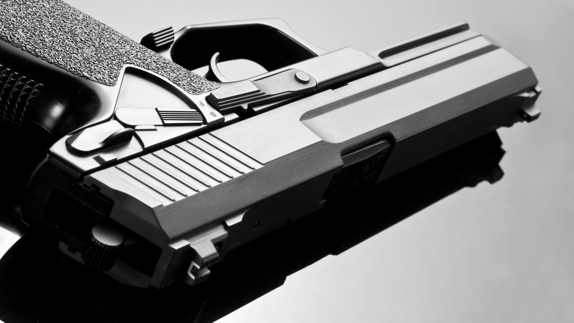 时空裂隙中的对决,活塞跨越次元击败新疆,哈利伯顿成关键先生